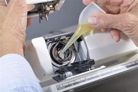 Can Oiling a Sewing Machine Mod3el 1099 Sewing Machine Improve Performance?
