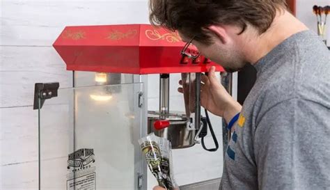 Why Experts Recommend How Much Oil Popcorn Machine for Maintenance